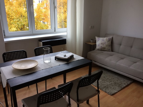 Télévision à écran plat