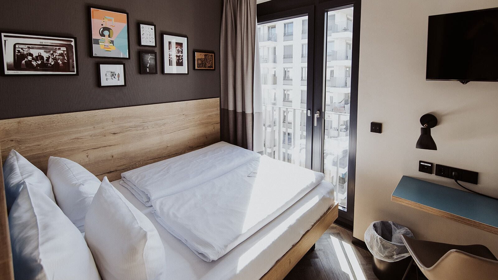 Standard-Doppelzimmer zur Einzelnutzung | Individuell dekoriert, individuell eingerichtet, Schreibtisch