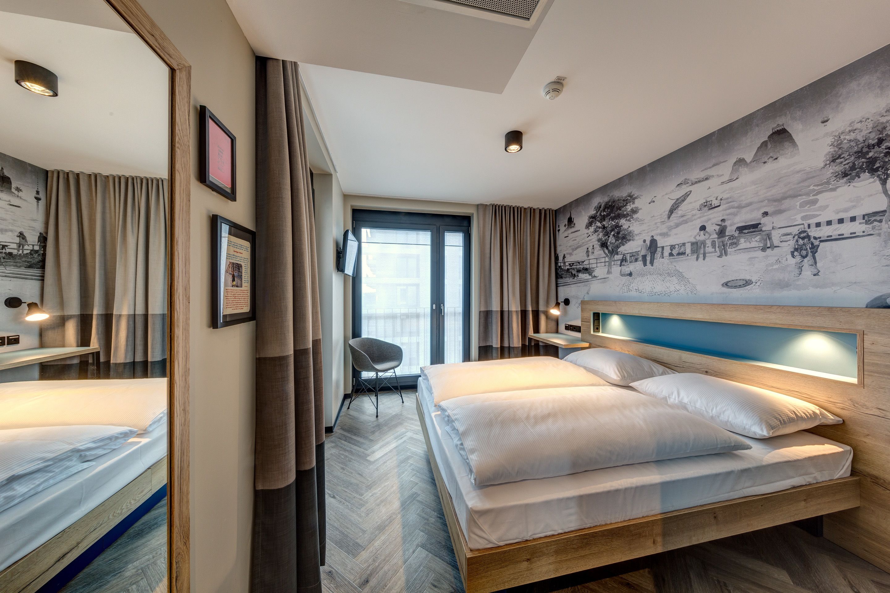 individually decorated, individually furnished, desk, soundproofing