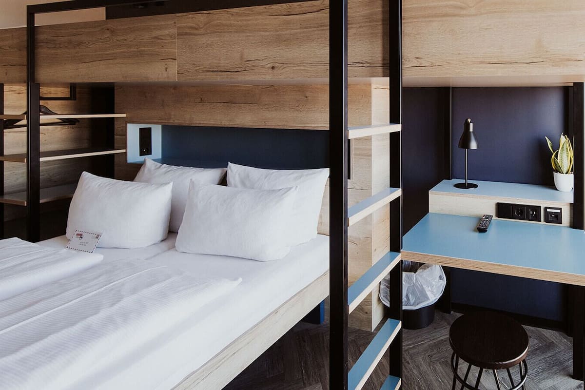 Individuelt design, individuel indretning, skrivebord, lydisolering