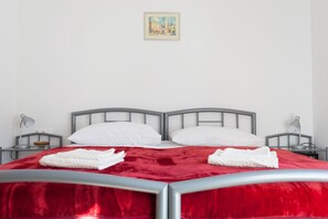 1 bedroom, iron/ironing board, WiFi, bed sheets