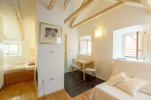 3 bedrooms, iron/ironing board, free WiFi, bed sheets - Hedera Estate, Hedera A11 - Breakfast included (Dubrovnik)