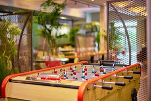 Breakfast, lunch and dinner served - Sporting House Hôtel (Toulouse)