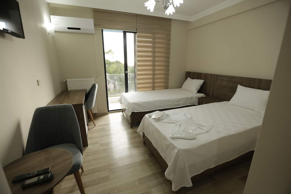 Single Room | Minibar