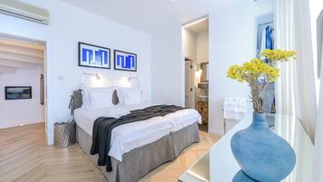 5 bedrooms, iron/ironing board, bed sheets