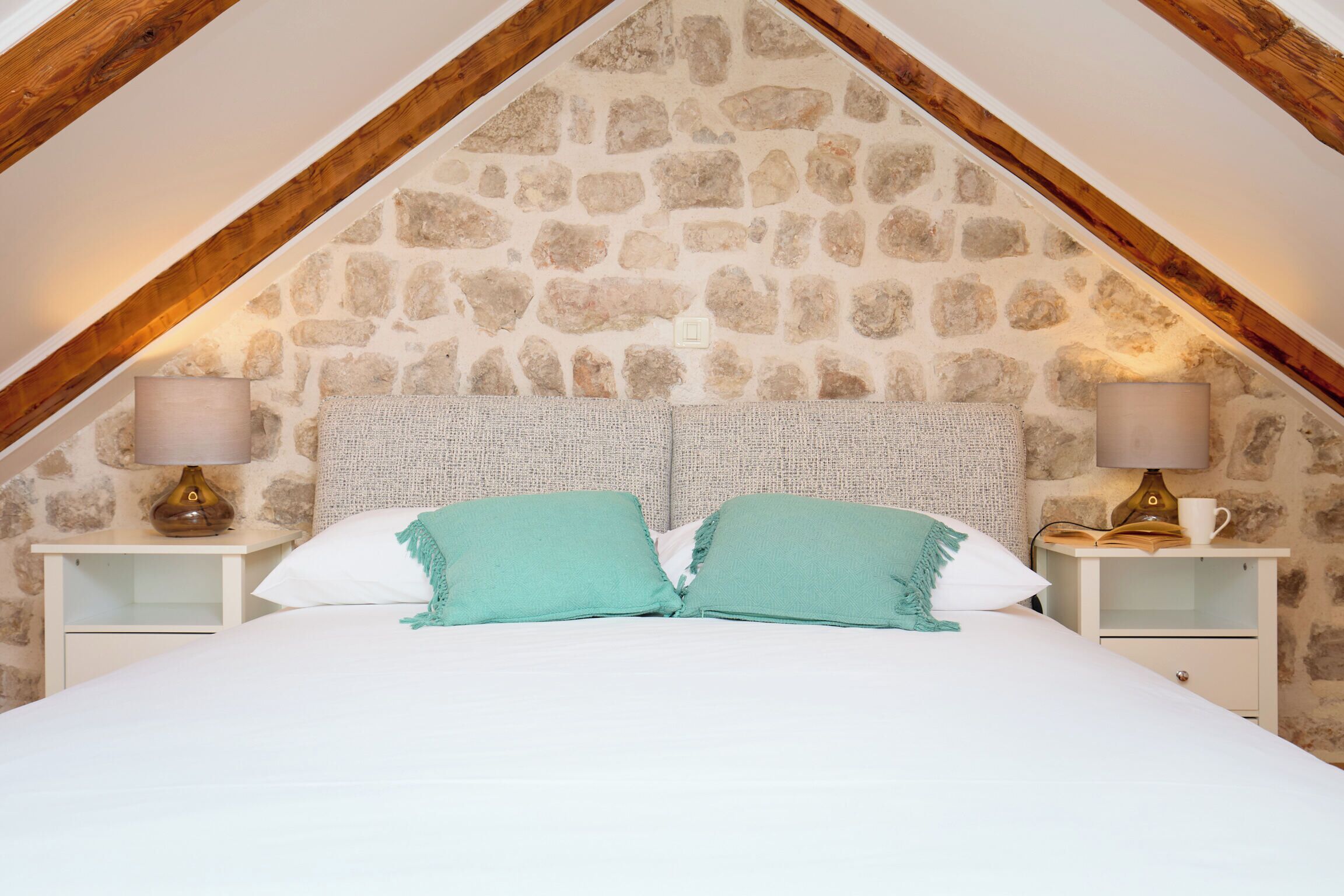 1 chambre, fer et planche à repasser, Wi-Fi gratuit, draps fournis