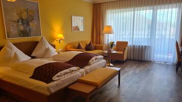 Hypo-allergenic bedding, in-room safe, individually decorated