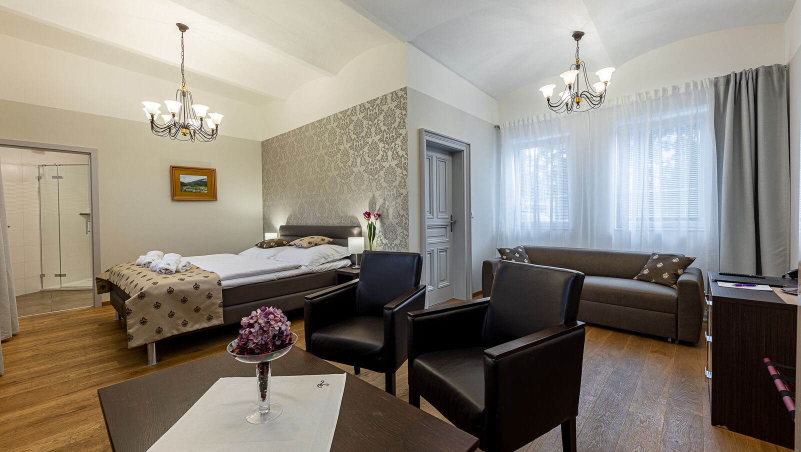 Økonomi-tremannshytte | Minibar, safe på rommet, individuelt dekorert og individuelt innredet