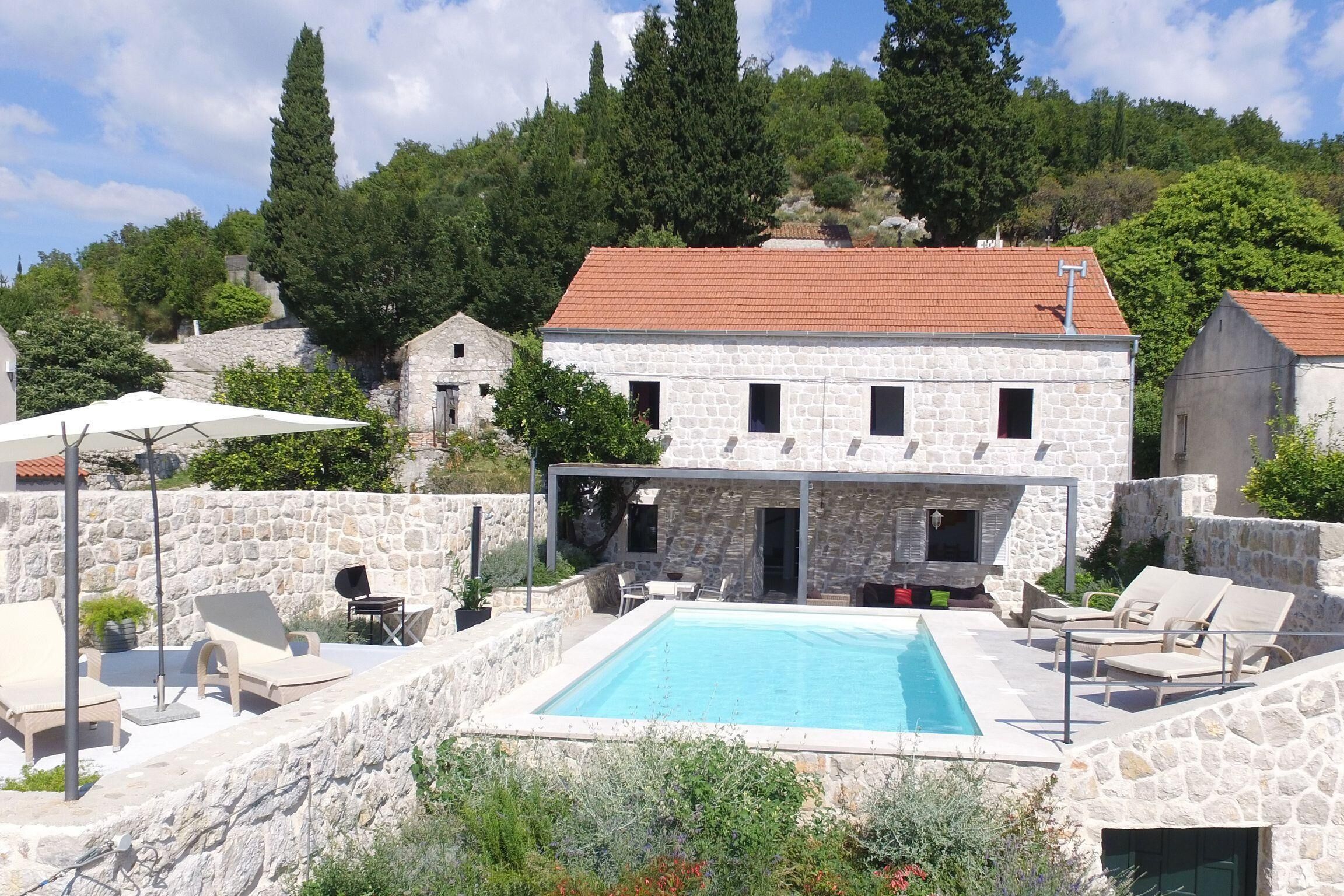 Hedera Estate, Villa Hedera VIII Reviews, Deals & Photos 2026 - Expedia
