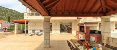 Restauration extérieure