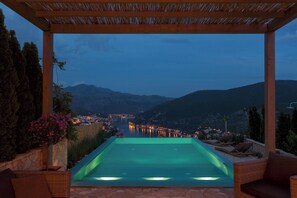 Imagen sin descripción, 3 de 64, botón