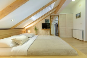3 chambres, fer et planche à repasser, accès au Wi-Fi (inclus)