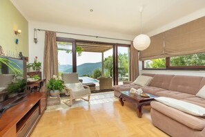Smart TV - Hedera Estate, House Hedera (Mokosica)