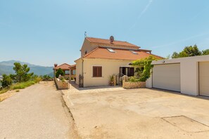 Exterior - Hedera Estate, House Hedera (Mokosica)