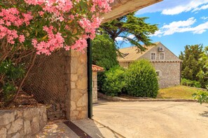 Property grounds - Hedera Estate, House Hedera V (Dubrovnik)