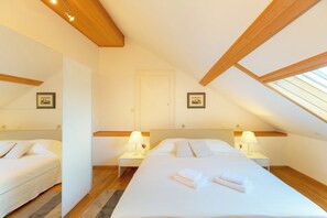 3 bedrooms, iron/ironing board, bed sheets - Hedera Estate, House Hedera V (Dubrovnik)