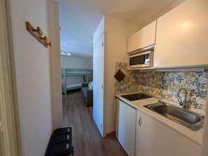 Interior - Ski-in/out studio with balcony, pets allowed (Montgenèvre)