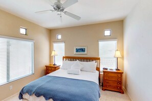 2 bedrooms, internet, bed sheets