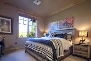 2 bedrooms, iron/ironing board, travel cot, free WiFi - Teton Springs Condo #308 in Victor w/ A/C, W/D, WiFi, Balcony, Grill & Garage (Victor)