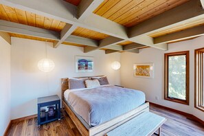 1 sovrum, strykjärn/strykbräda, internet och sängkläder