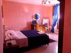 1 chambre, Wi-Fi gratuit, draps fournis