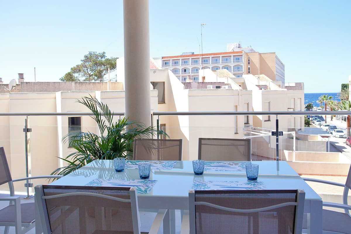 Apartment, 2 Bedrooms, Terrace | 2 bedrooms, in-room safe, desk, soundproofing