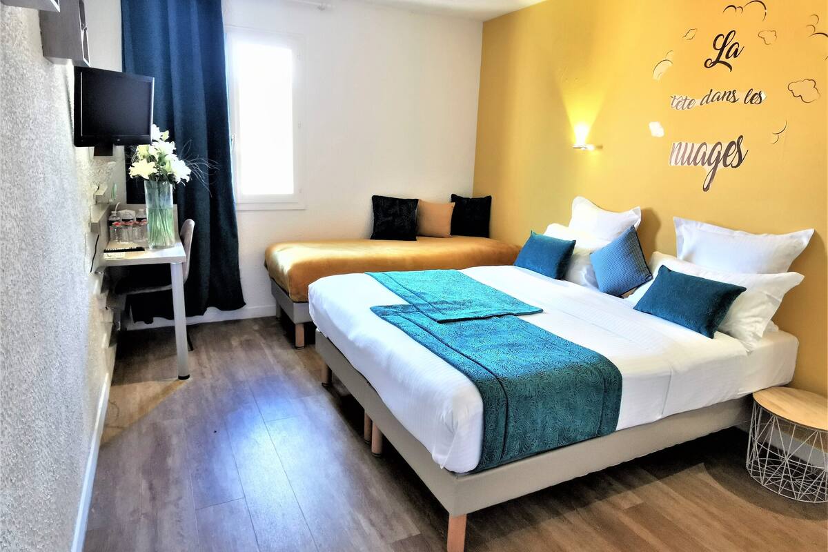 Habitación doble superior, 1 cama Queen size, para no fumadores | Ropa de cama de alta calidad y camas con pillow-top