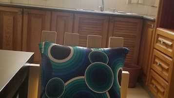 Kamar Double Standar | Dapur pribadi