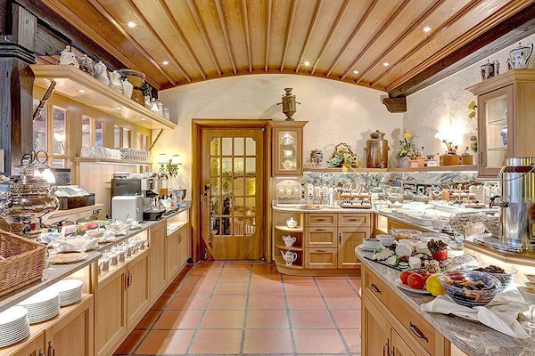 Tägliches inbegriffenes Frühstücksbuffet