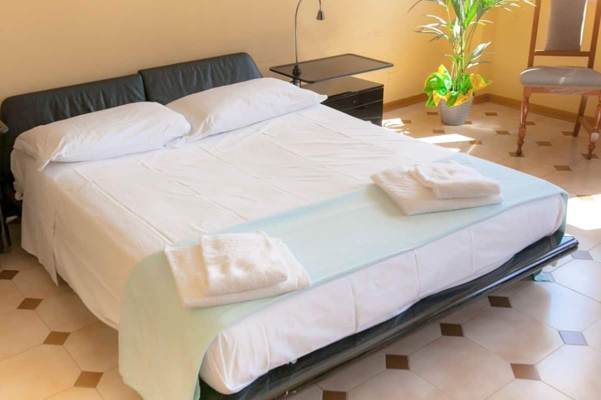 Desk, free WiFi, bed sheets