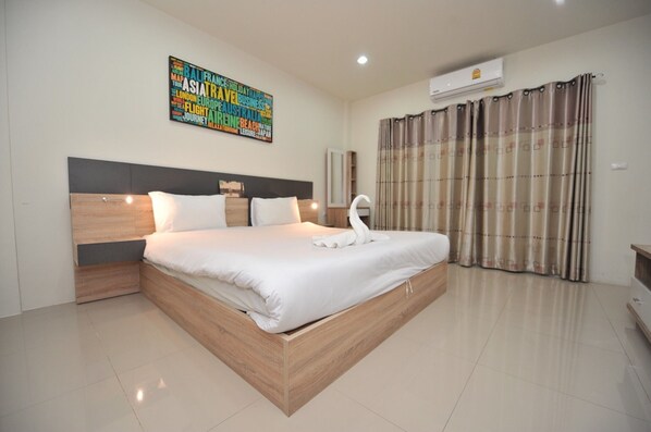 Deluxe Double Room | Rollaway beds, free WiFi - W Hostel (Mai Khao)