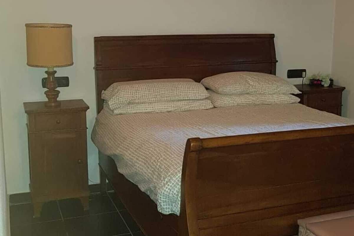 Minibar, free cots/infant beds, rollaway beds, free WiFi