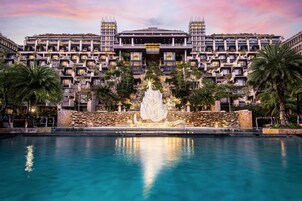 숙박 시설 내 편의 시설/서비스