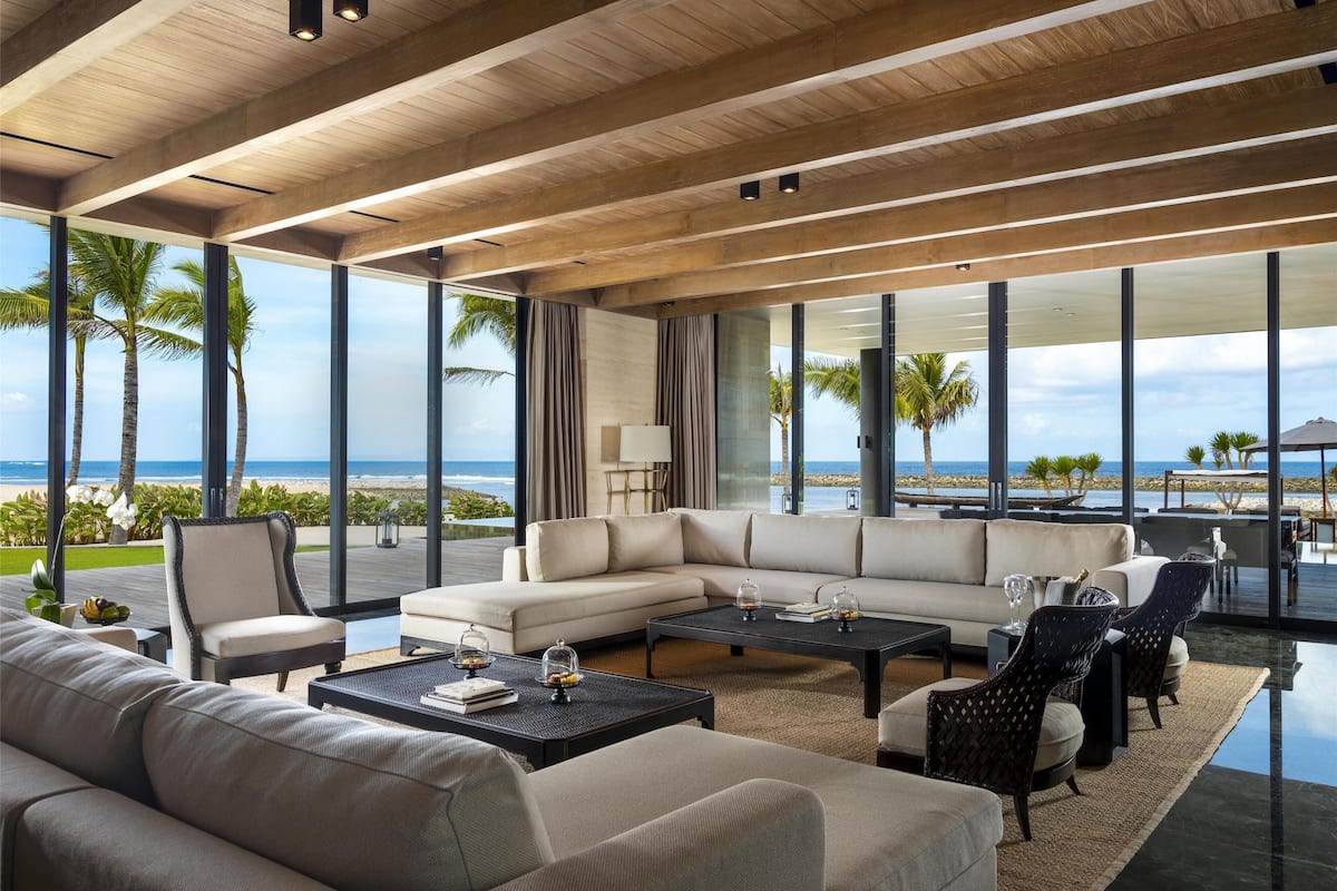 presidential villa, ocean view (nusantara) | in-room safe, desk, blackout curtains, free wifi