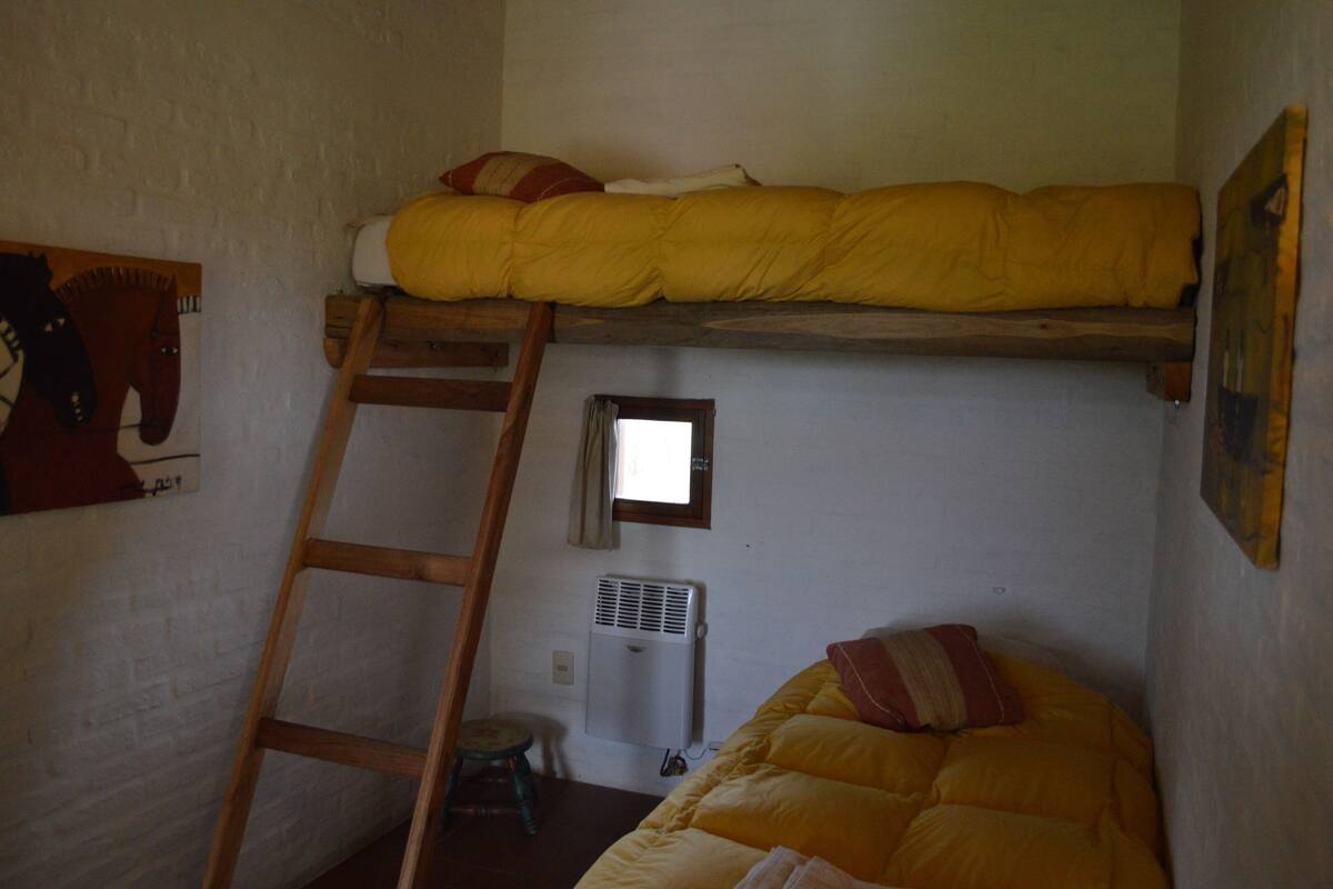 Daunenbettdecken, Zimmersafe, individuell dekoriert, Bettwäsche