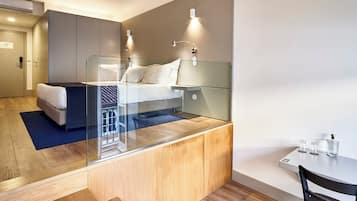 Comfort Double or Twin Room, 1 Bedroom | Premium bedding, minibar, in-room safe, desk
