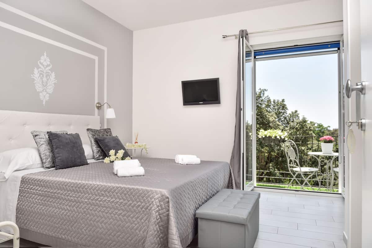 Superior tweepersoonskamer, balkon | Lakens van Egyptisch katoen, luxe beddengoed, een minibar