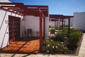 Terrace/patio - Castillo Beach Club Apartments (Antigua)