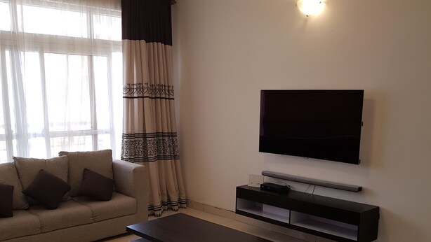 อพาร์ทเมนท์, 2 ห้องนอน | 2 ห้องนอน, ผ้าม่านกันแสง, Wi-Fi ฟรี, ผ้าปูที่นอน