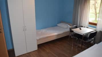 Departamento, varias habitaciones (49-00) | 3 habitaciones, wifi gratis y ropa de cama