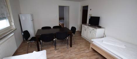 Appartement, meerdere slaapkamers (15-00) | 4 slaapkamers, gratis wifi, beddengoed