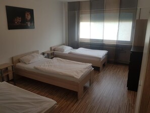 1 bedroom, free WiFi, bed sheets - AB Apartment 24 (Stuttgart)