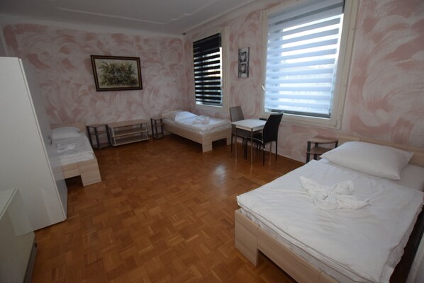 Truy cập Internet không dây miễn phí, bộ trải giường 