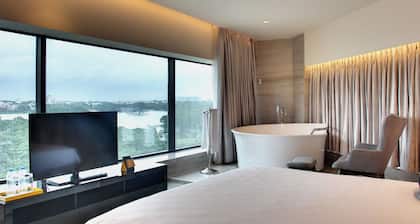Radisson Bengaluru City Center