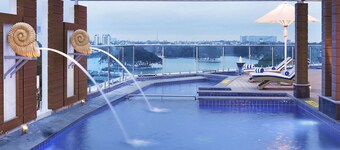 Radisson Bengaluru City Center