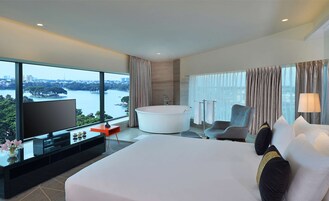 Suite, 1 Bedroom (Lounge Access) | View from room