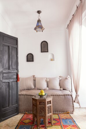 舒适独立别墅, 4 间卧室 | 露台