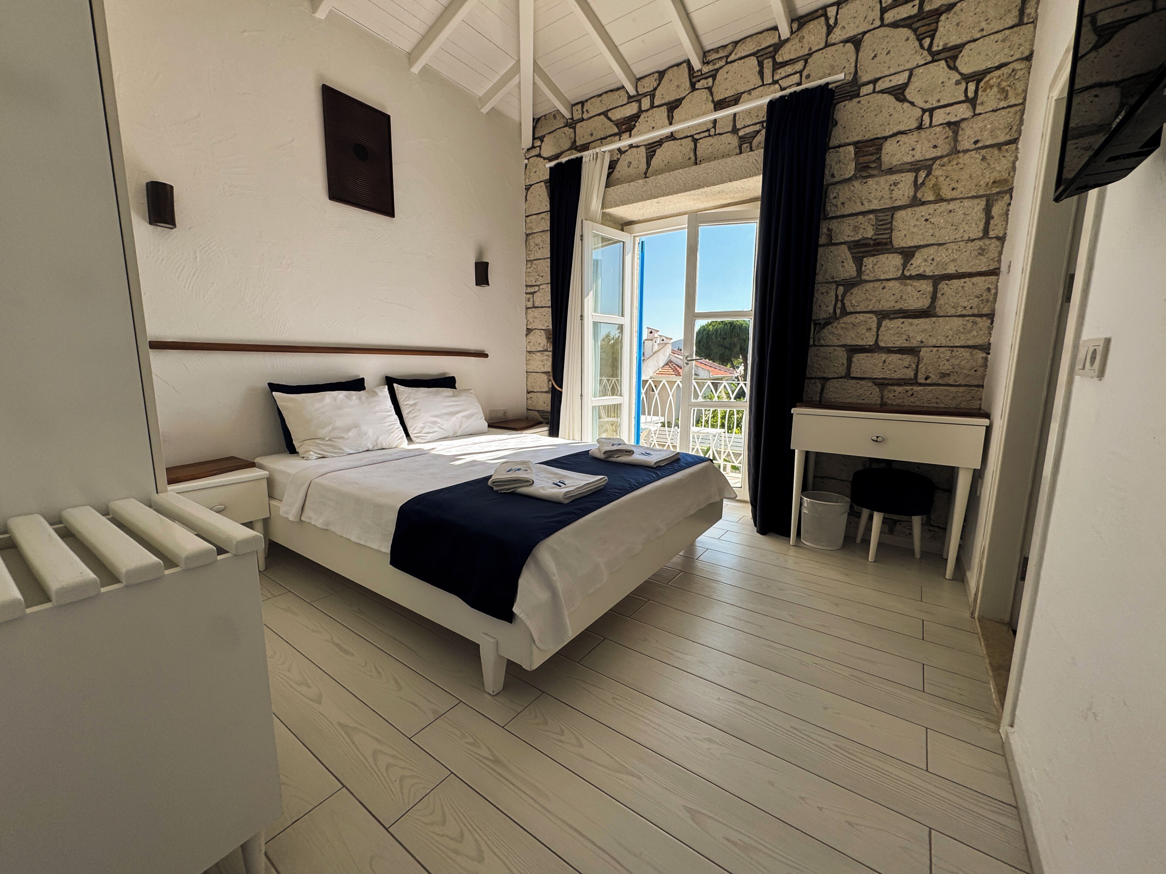 Superior Double Room, 1 Queen Bed | Premium bedding, down duvets, minibar, individually decorated