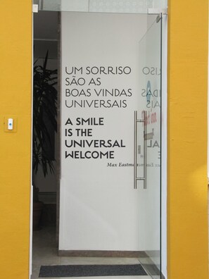 Interior entrance - Next Inn (Portimão)