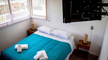 In-room safe, blackout curtains, free WiFi, bed sheets